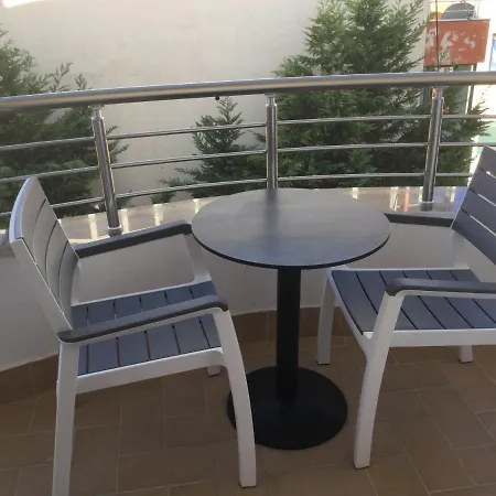 Kk Fafa Apartment Golem (Tirana)